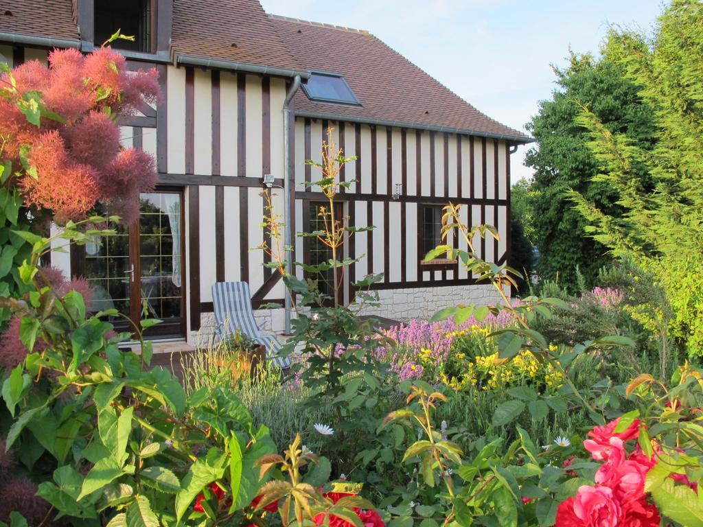 Le Mont D'Auge Bed and Breakfast Canapville  Esterno foto