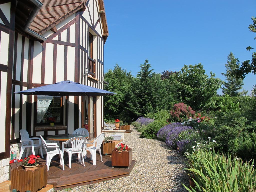 Le Mont D'Auge Bed and Breakfast Canapville  Esterno foto
